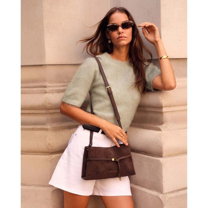 Hovedbilde Crossover veske LORI bitter chocolate brun Katie Loxton