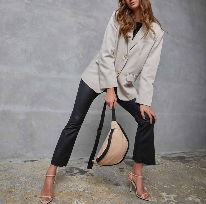 Hovedbilde Bumbag veske ART SPIRIT vanilla Depeche