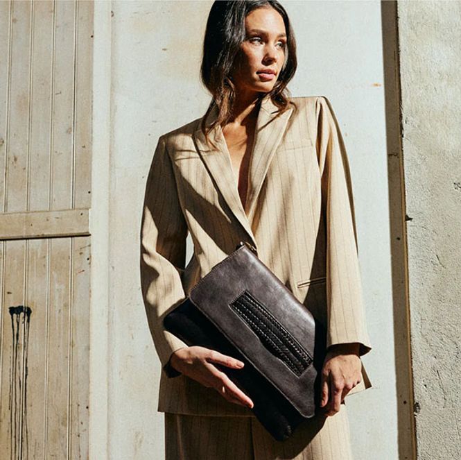 Hovedbilde Clutch veske WILD WEAVE mørk brun Depeche 