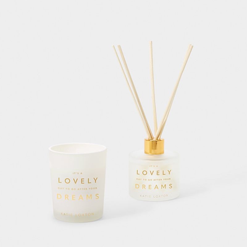 Gavesett duftlys - duftpinner IT'S A LOVELY DAY Katie Loxton
